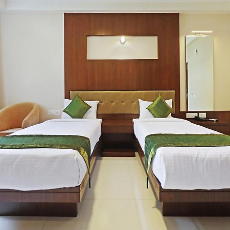 Hotel Treebo Akshaya Bull Temple à Bangalore Extérieur photo