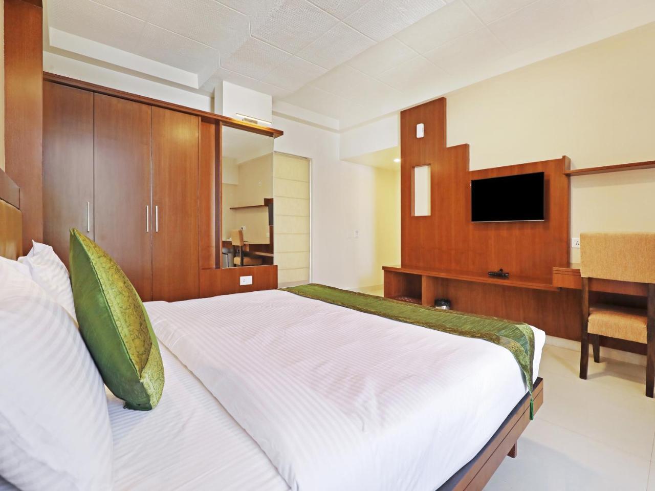 Hotel Treebo Akshaya Bull Temple à Bangalore Extérieur photo