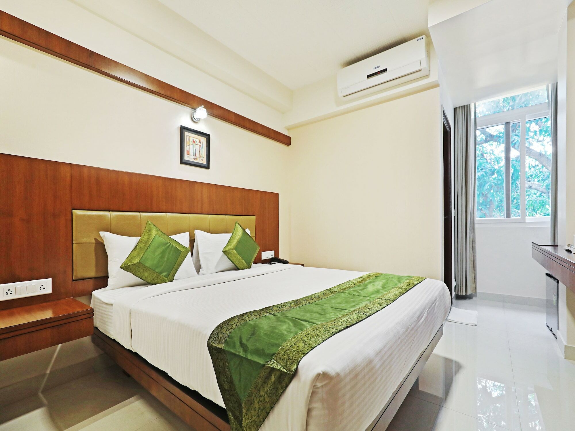 Hotel Treebo Akshaya Bull Temple à Bangalore Extérieur photo